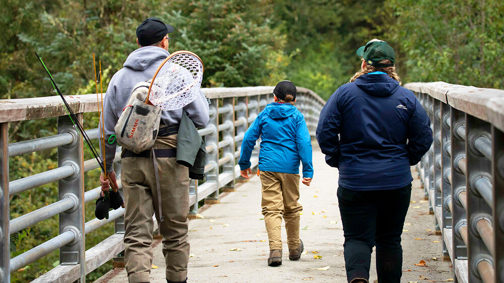 K5167 - Into Family Fishing the Last Frontier